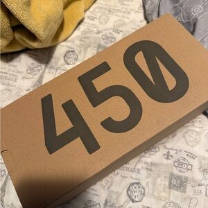 Yeezy Sneakers 450